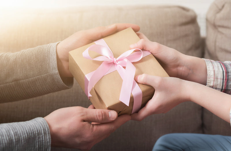 10 Christmas Gift Ideas For Dad!