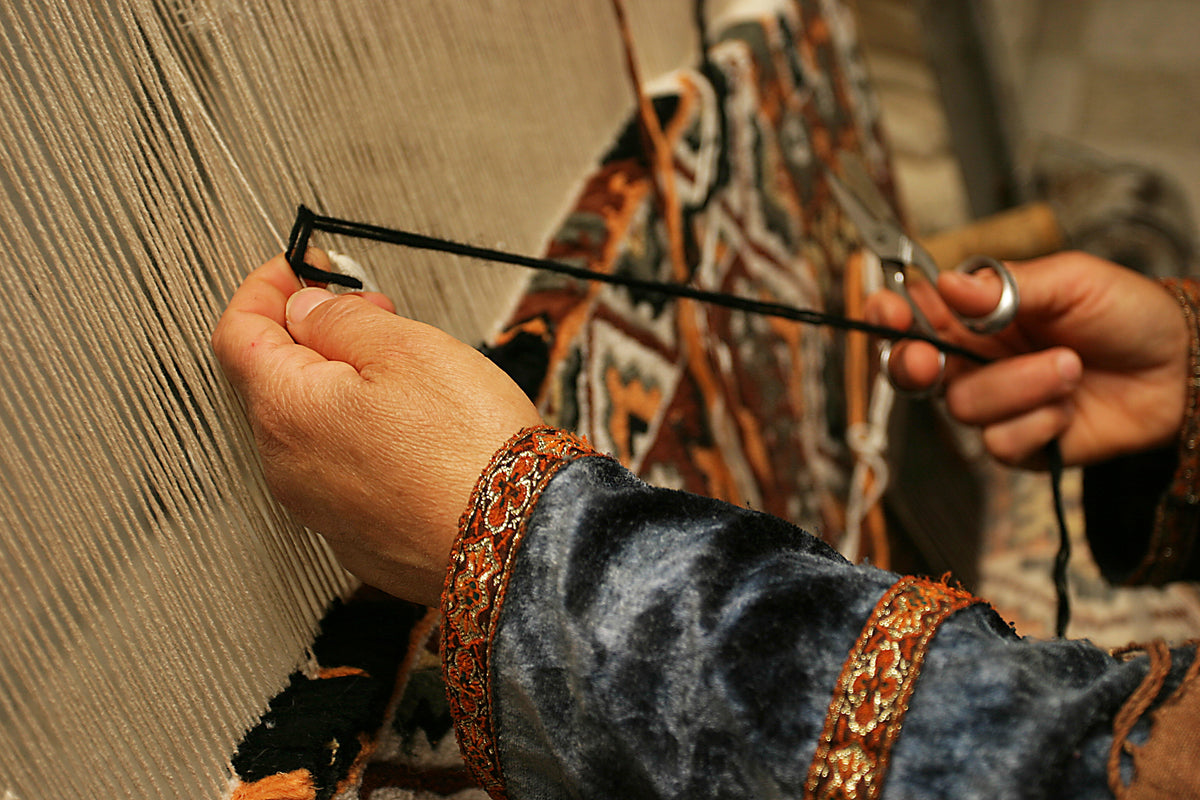 Sustainable Rugs: The Eco-Friendly Benefits of Cotton and Wool