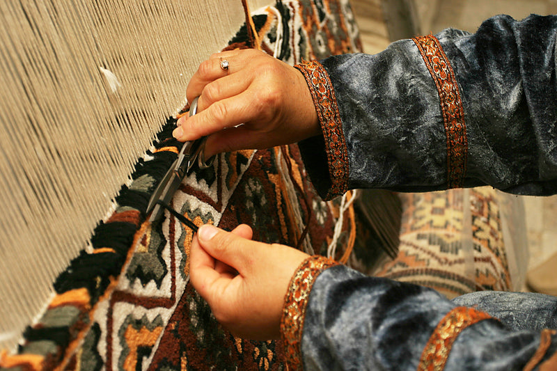 Embrace Cozy Comfort: Why Wool Rugs Are Your Best Bet for the Upcoming Fall Season