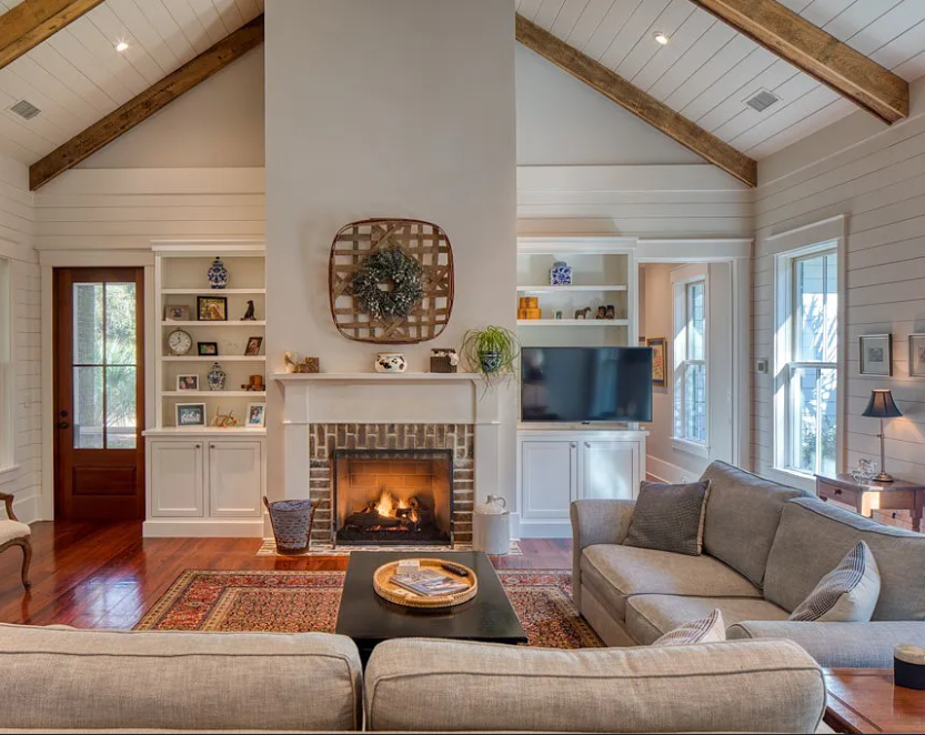 Southern Style Homes: Captivating Design and Comfort with Rugs