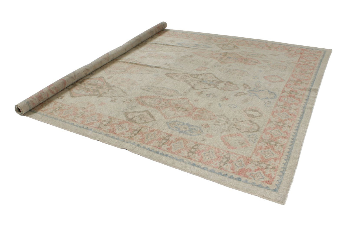 8x10 Ivory and Rust Turkish Oushak Rug