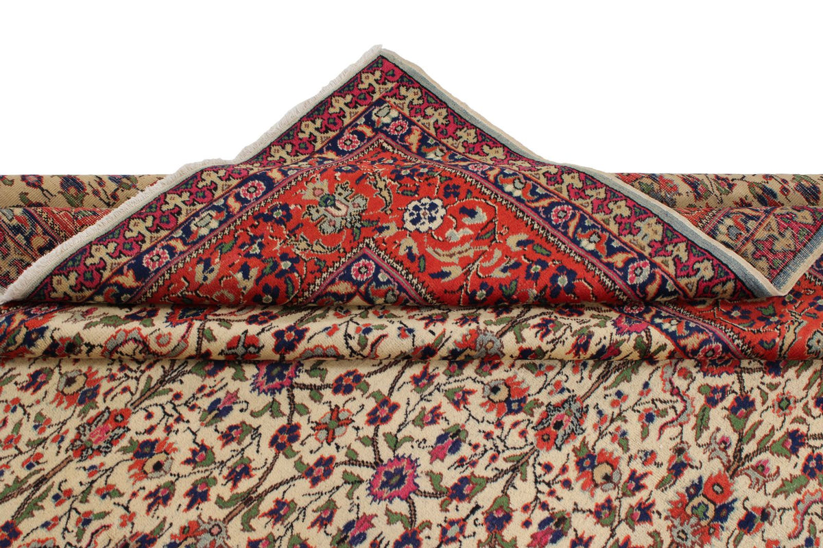 7x9 Ivory and Red Turkish Traditional Rug
