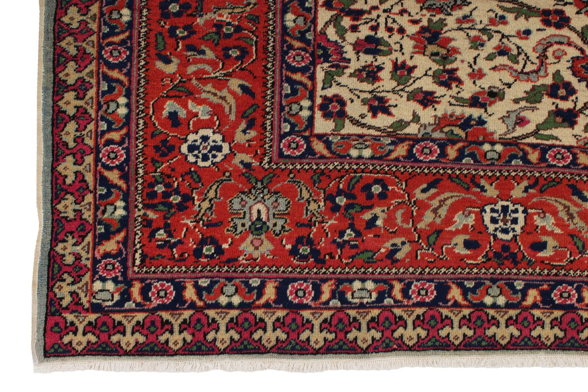 7x9 Ivory and Red Turkish Traditional Rug