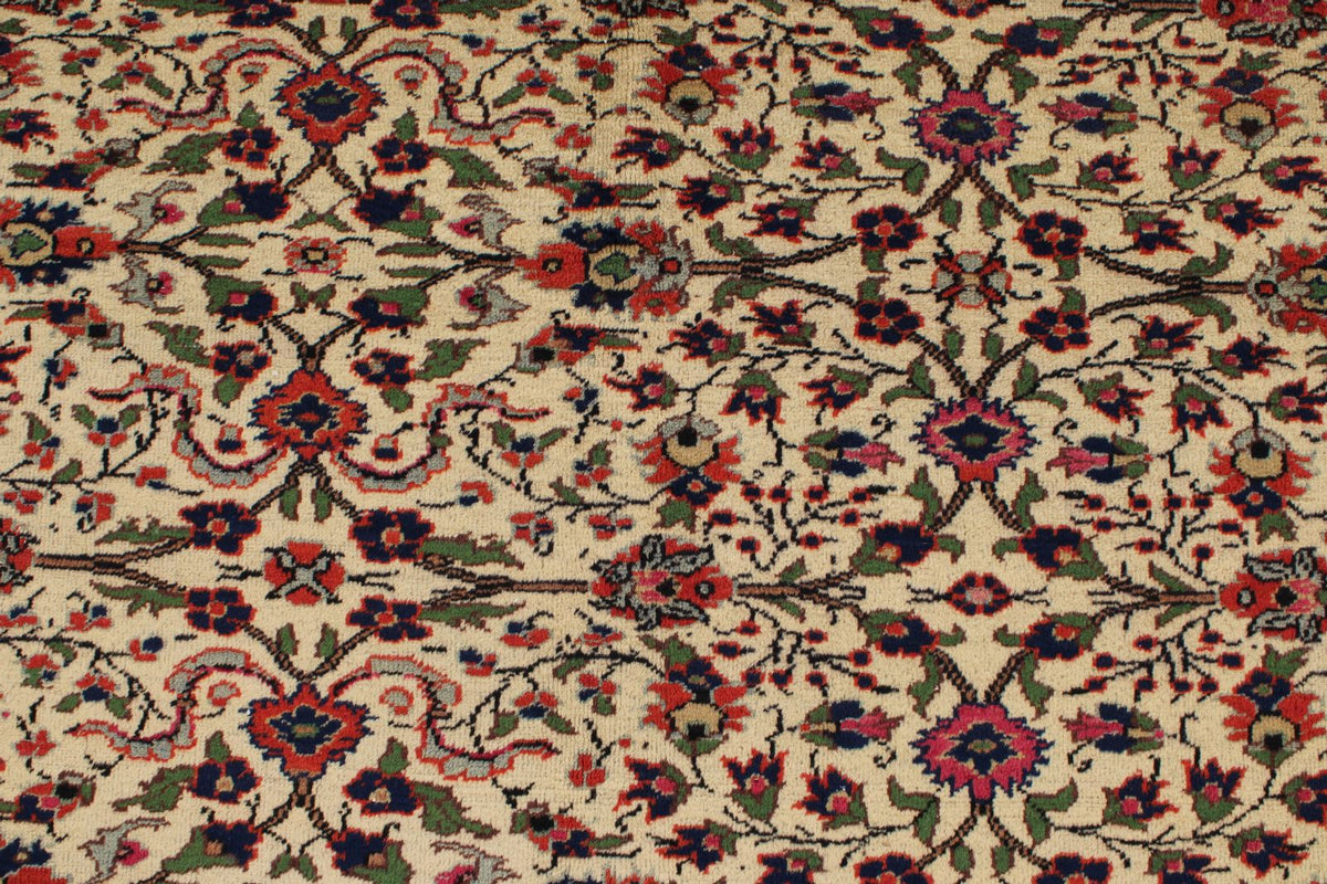 7x9 Ivory and Red Turkish Traditional Rug