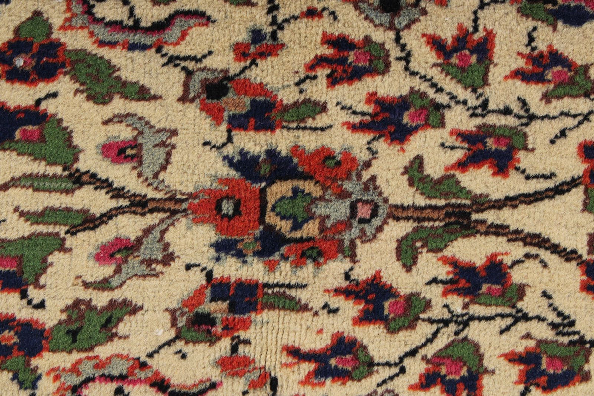 7x9 Ivory and Red Turkish Traditional Rug