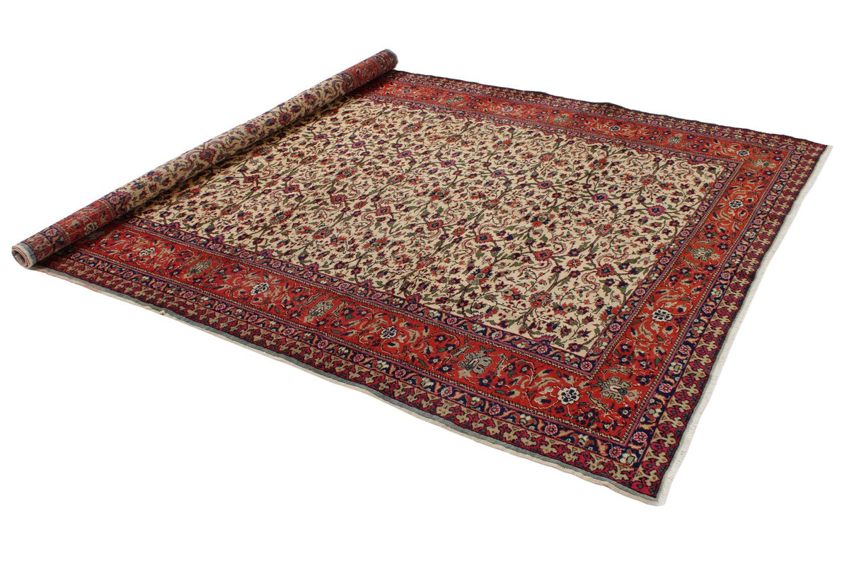 7x9 Ivory and Red Turkish Traditional Rug