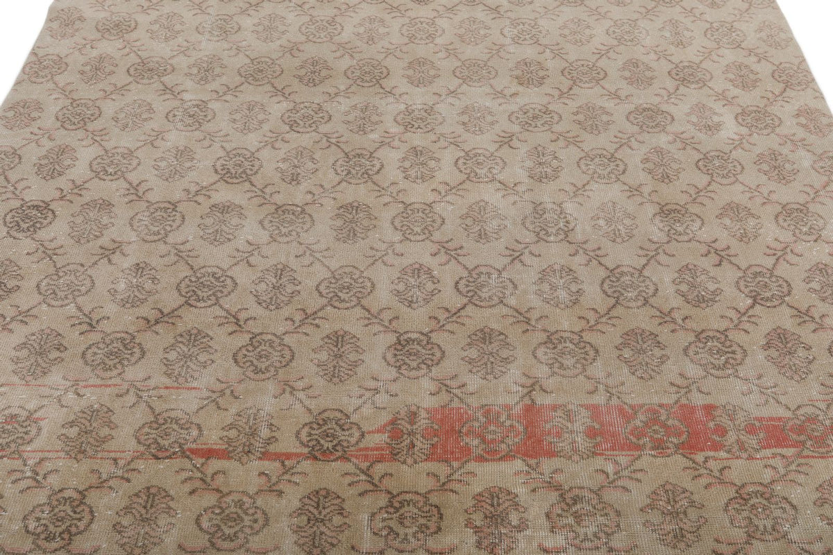 7x11 Ivory and Brown Turkish Anatolian Rug