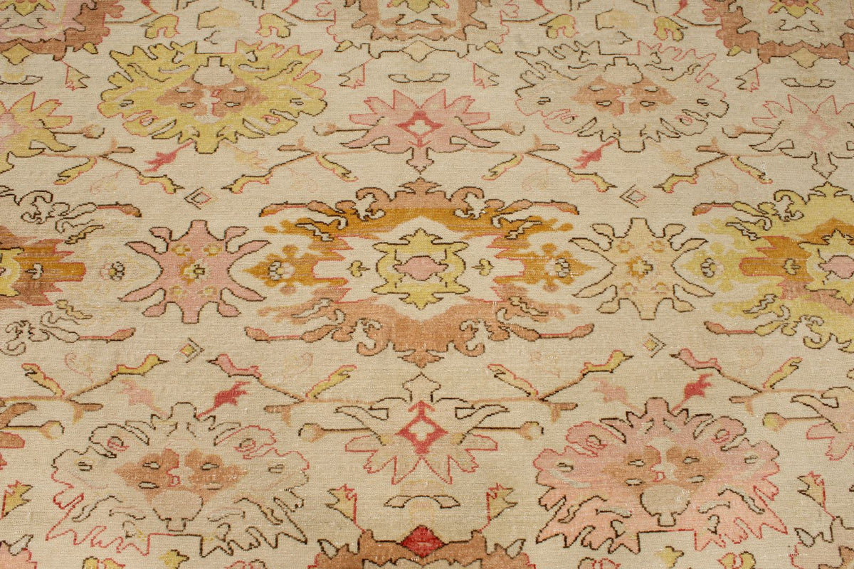 8x10 Ivory and Gold Turkish Traditional Rug