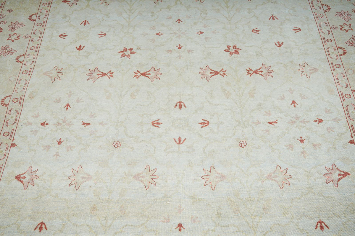 9x12 Ivory and Gold Turkish Traditional Rug