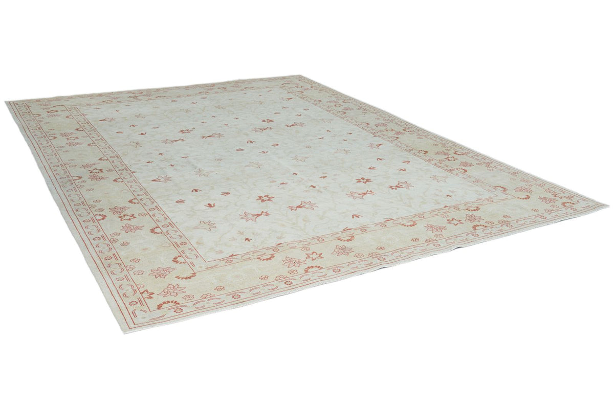 9x12 Ivory and Gold Turkish Traditional Rug