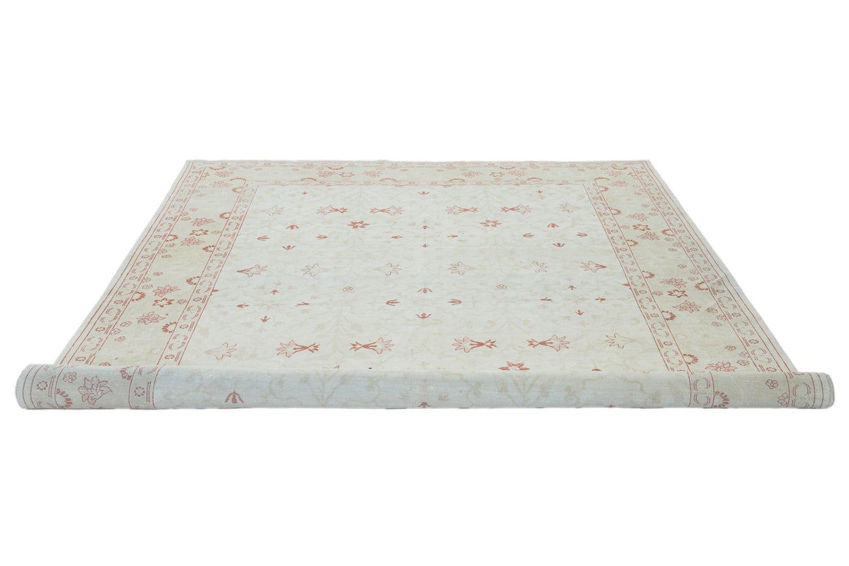9x12 Ivory and Gold Turkish Traditional Rug