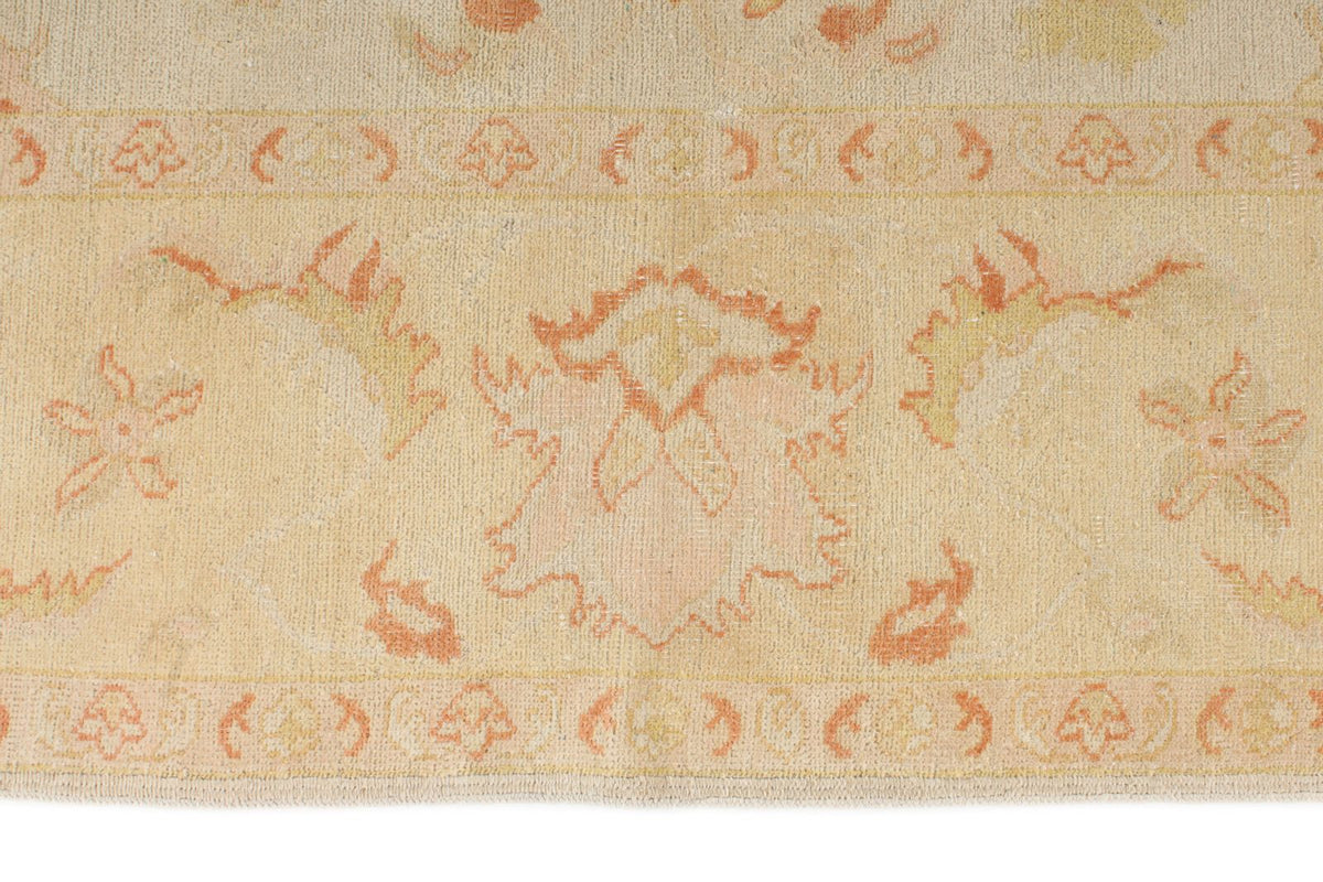 8x10 Ivory and Gold Turkish Traditional Rug