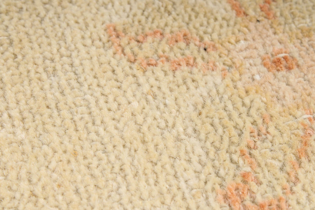 8x10 Ivory and Gold Turkish Traditional Rug