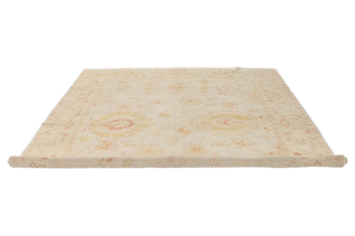 8x10 Ivory and Gold Turkish Traditional Rug