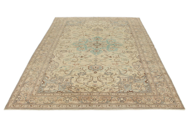 6x10 Ivory and Brown Turkish Traditional Rug