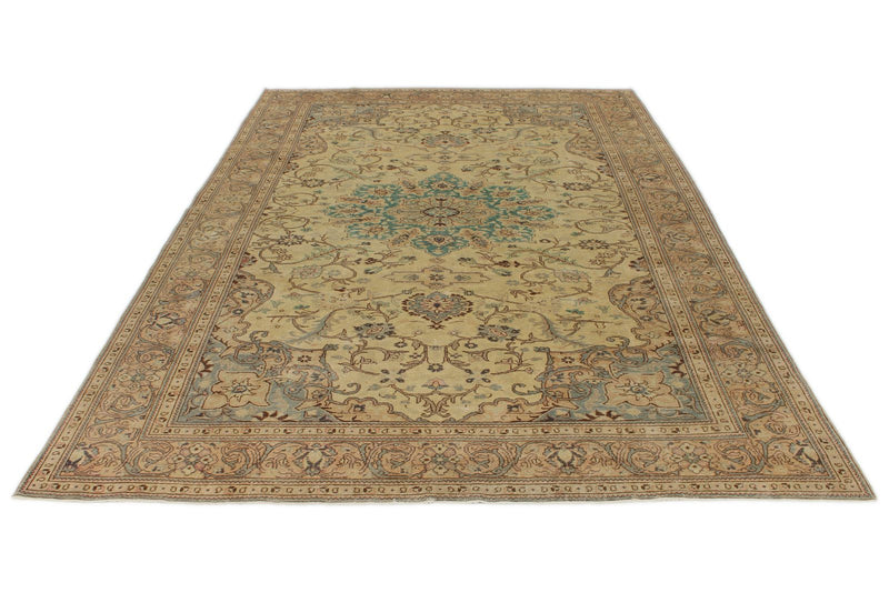 6x10 Ivory and Brown Turkish Traditional Rug