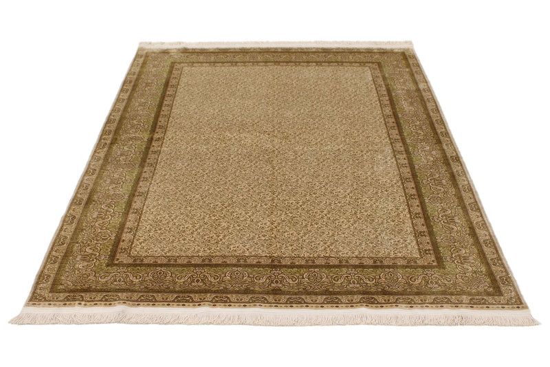 5x7 Ivory and Light Green Turkish Anatolian Rug