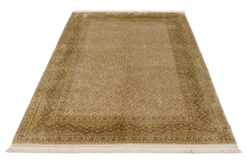 5x7 Ivory and Light Green Turkish Anatolian Rug