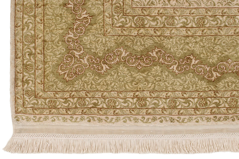 5x7 Ivory and Light Green Turkish Anatolian Rug