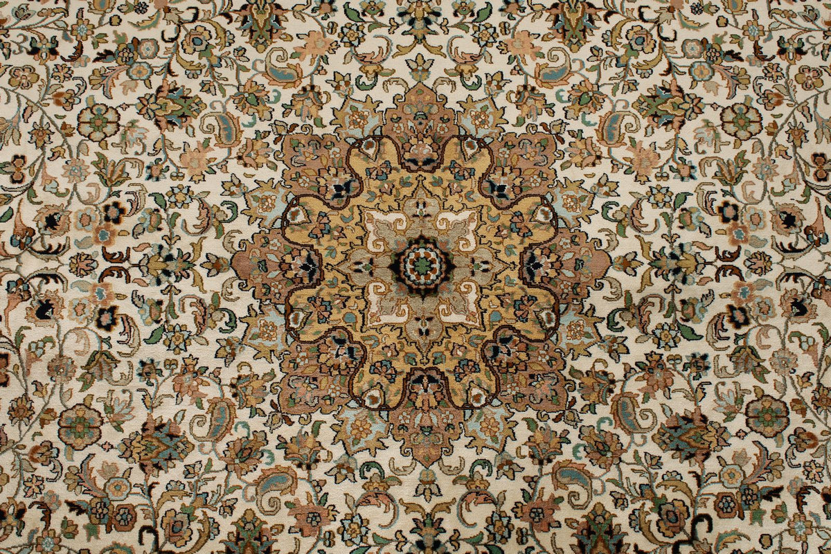 6x6 Ivory Turkish Anatolian Rug