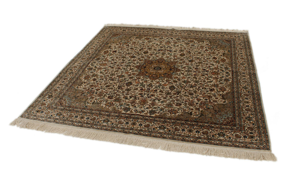 6x6 Ivory Turkish Anatolian Rug