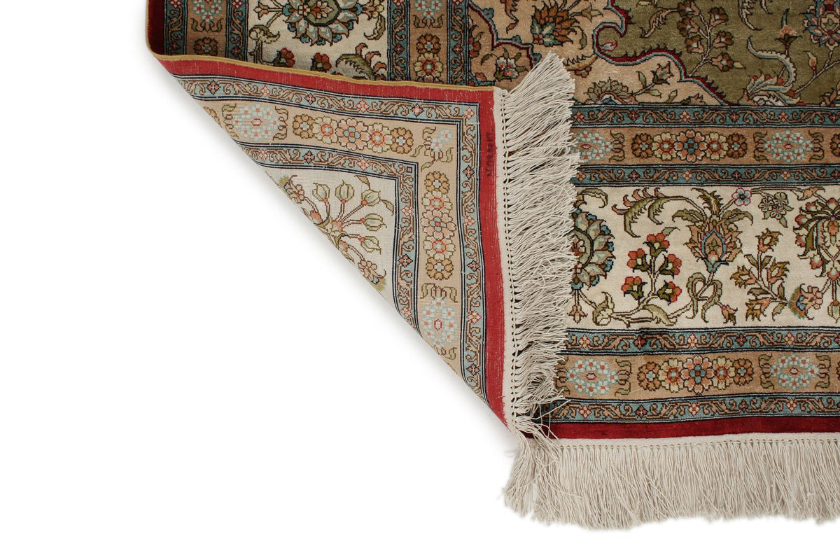 6x9 Ivory and Red Turkish Anatolian Rug