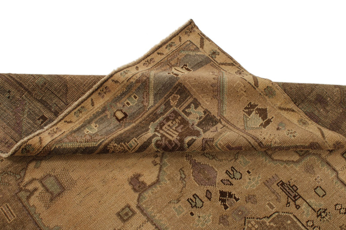 5x9 Ivory and Gray Turkish Tribal Rug