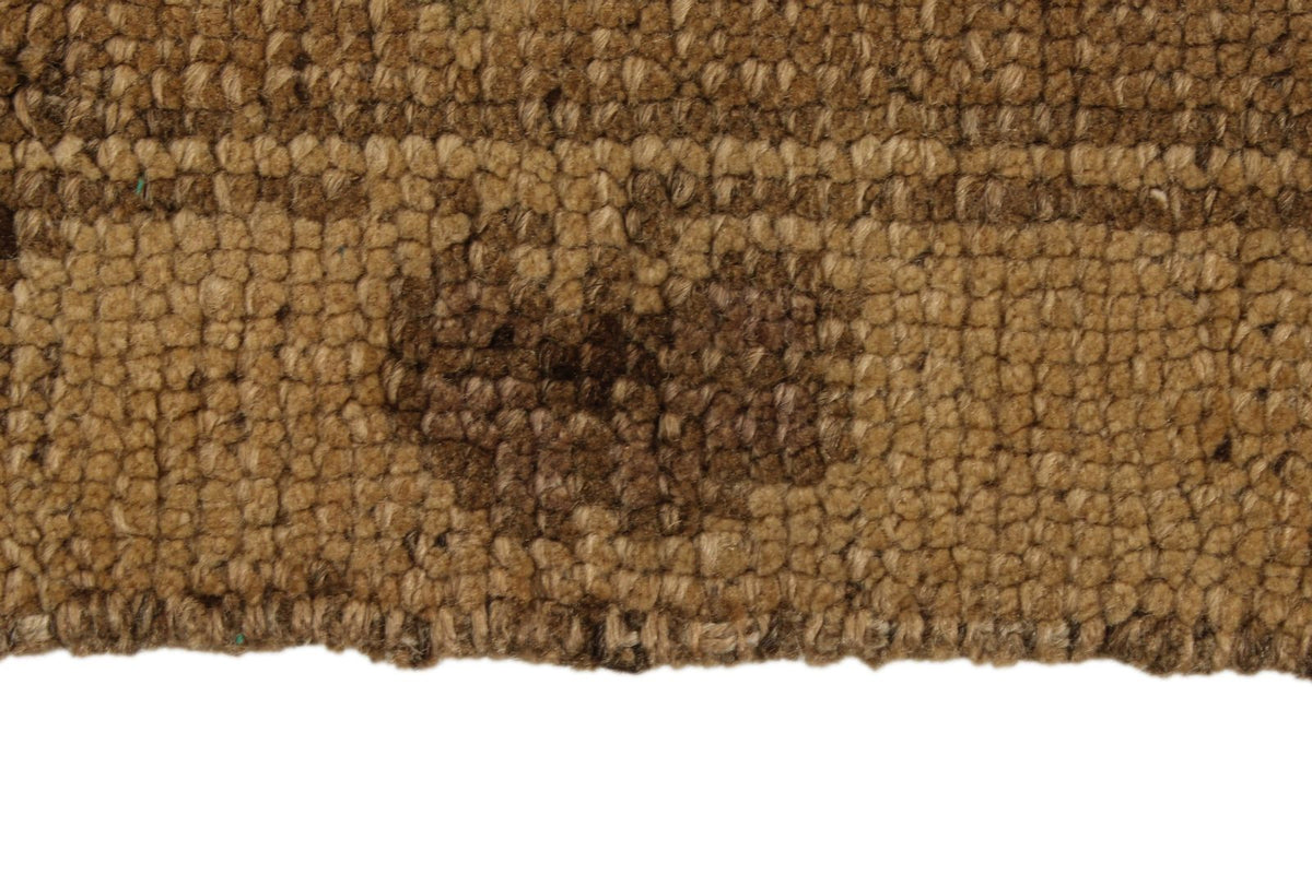 5x9 Ivory and Gray Turkish Tribal Rug