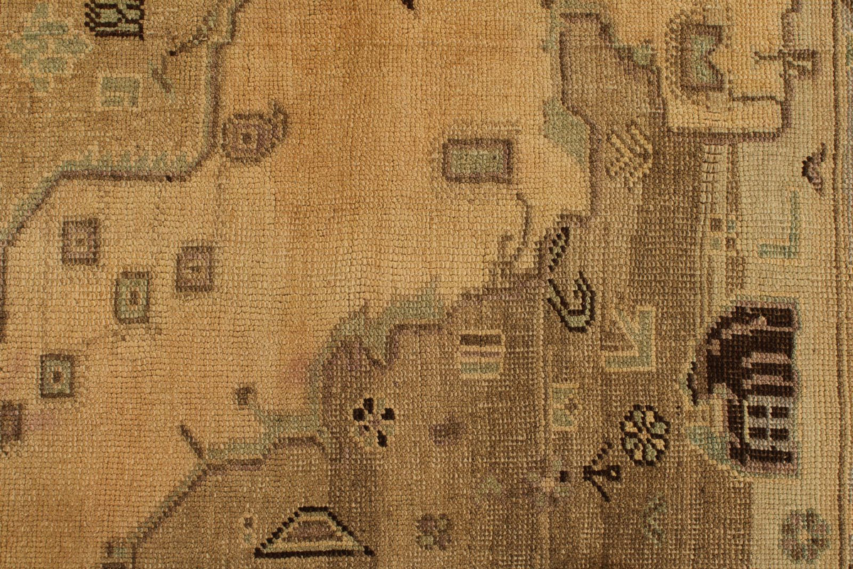 5x9 Ivory and Gray Turkish Tribal Rug