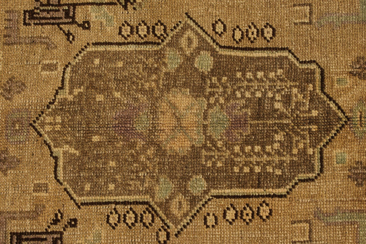 5x9 Ivory and Gray Turkish Tribal Rug