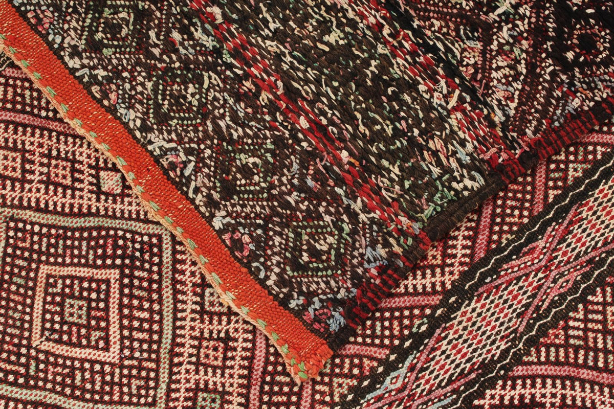6x10 Burgundy and Ivory Turkish Tribal Rug