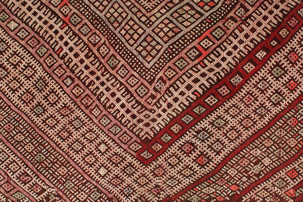 6x10 Burgundy and Ivory Turkish Tribal Rug