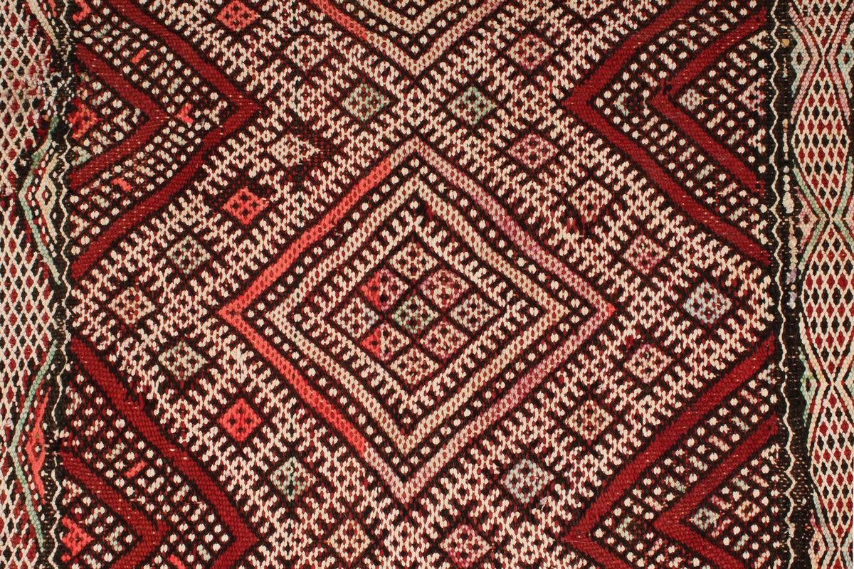 6x10 Burgundy and Ivory Turkish Tribal Rug