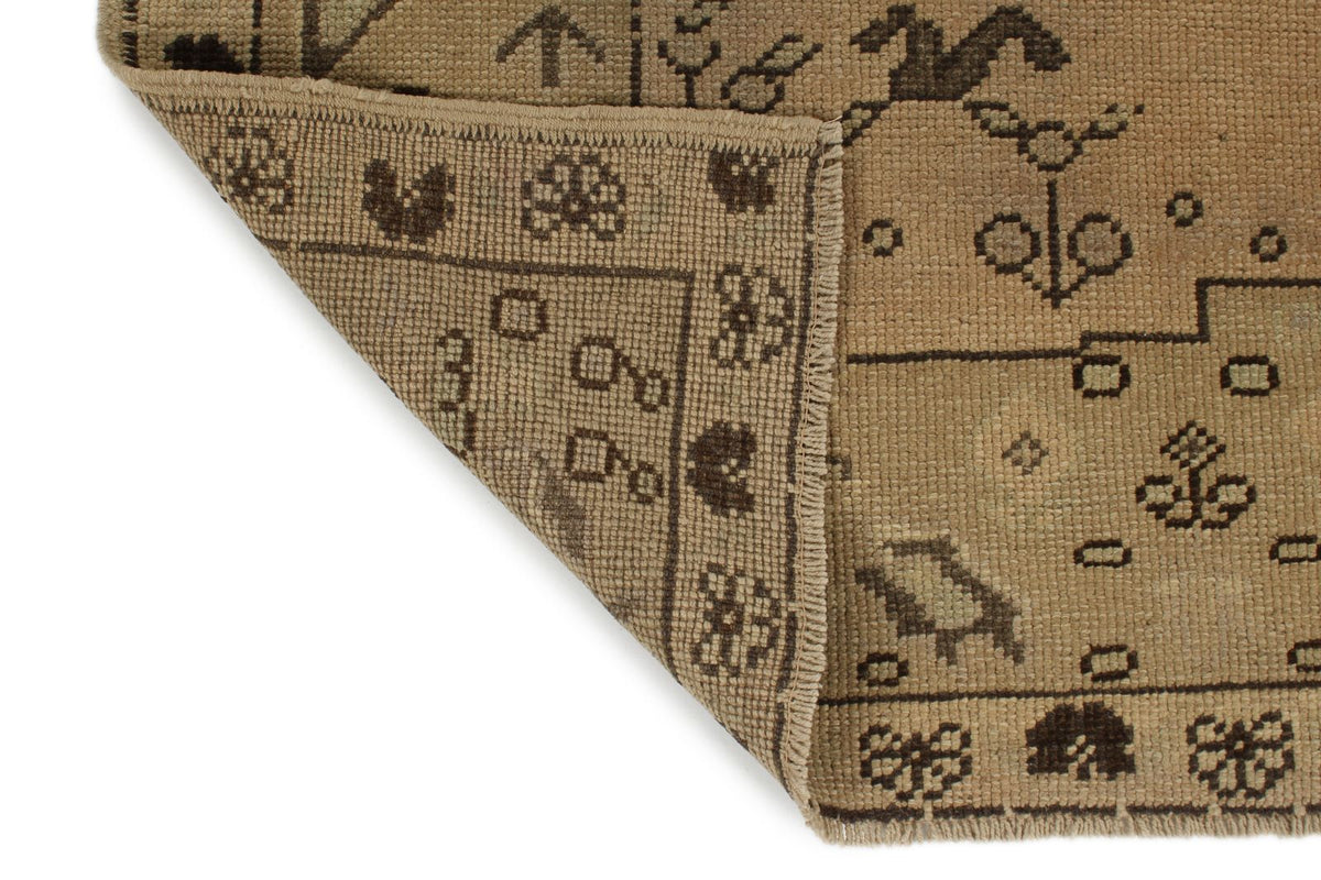 5x8 Green and Ivory Turkish Tribal Rug
