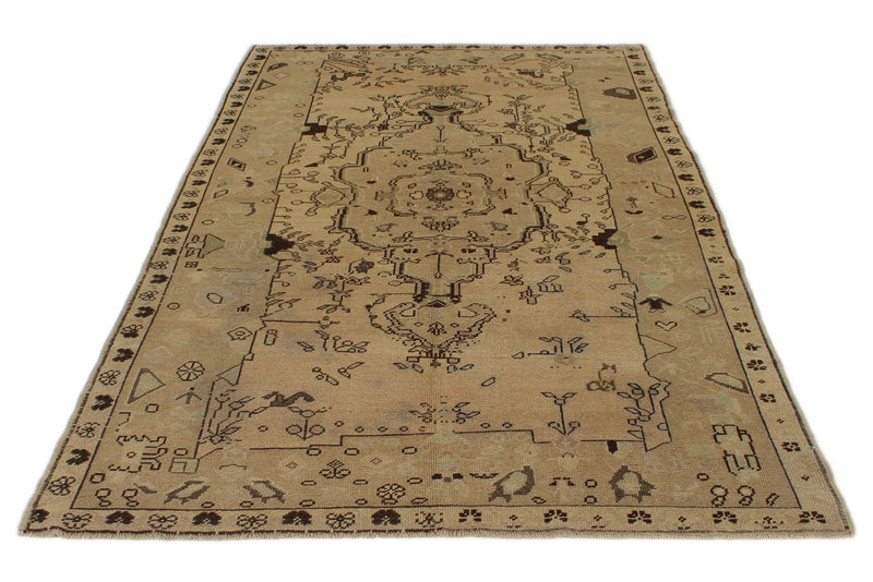 5x8 Green and Ivory Turkish Tribal Rug