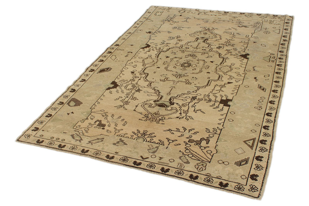 5x8 Green and Ivory Turkish Tribal Rug