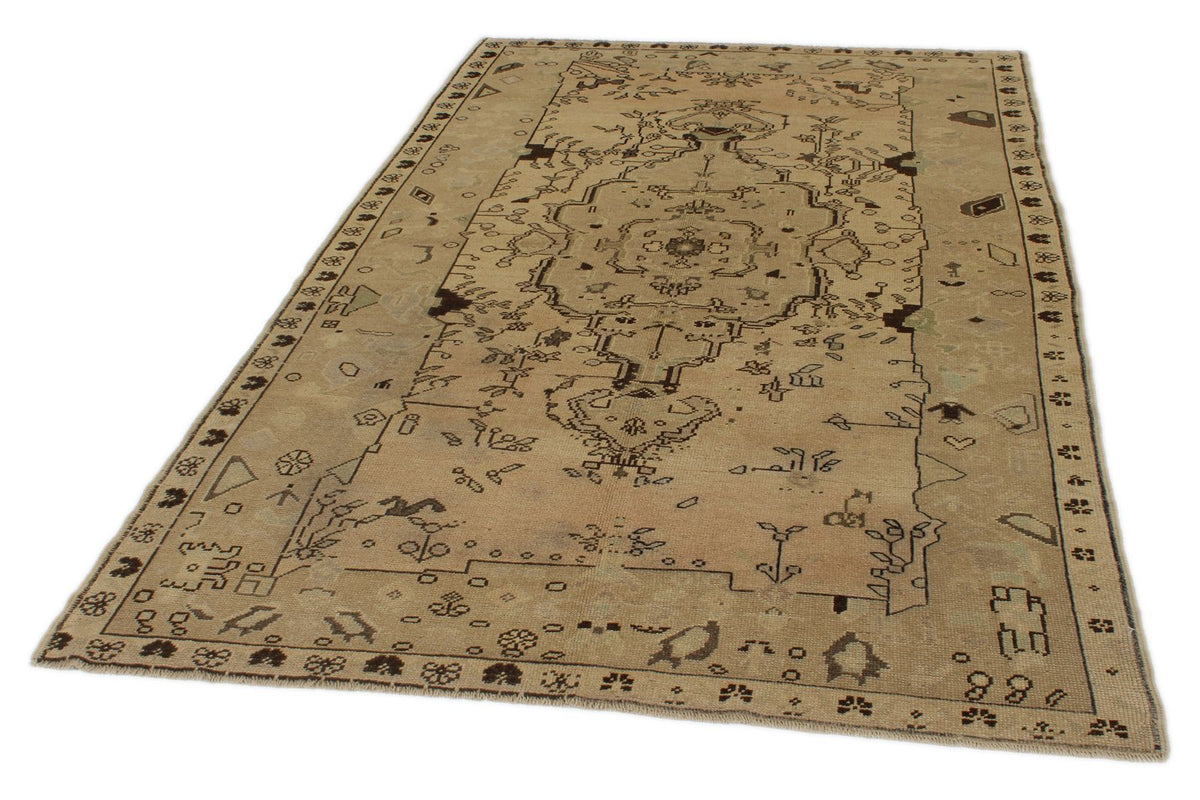 5x8 Green and Ivory Turkish Tribal Rug