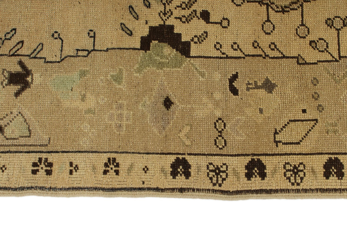 5x8 Green and Ivory Turkish Tribal Rug