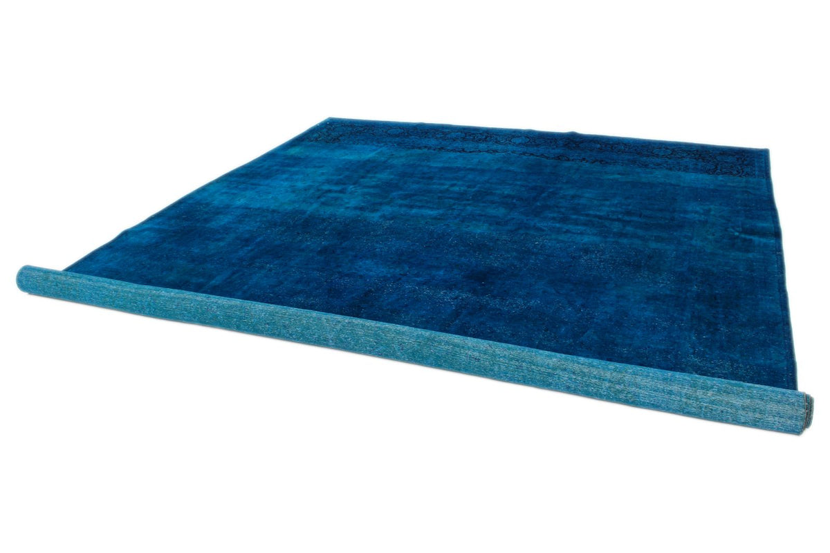 10x14 Red and Navy Turkish Oushak Rug
