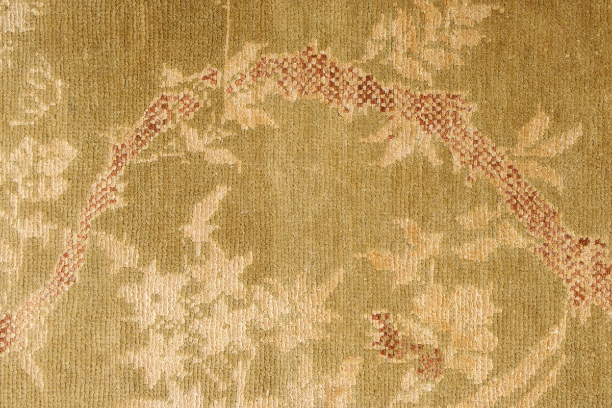5x7 Green and Gold Modern Contemporary Rug