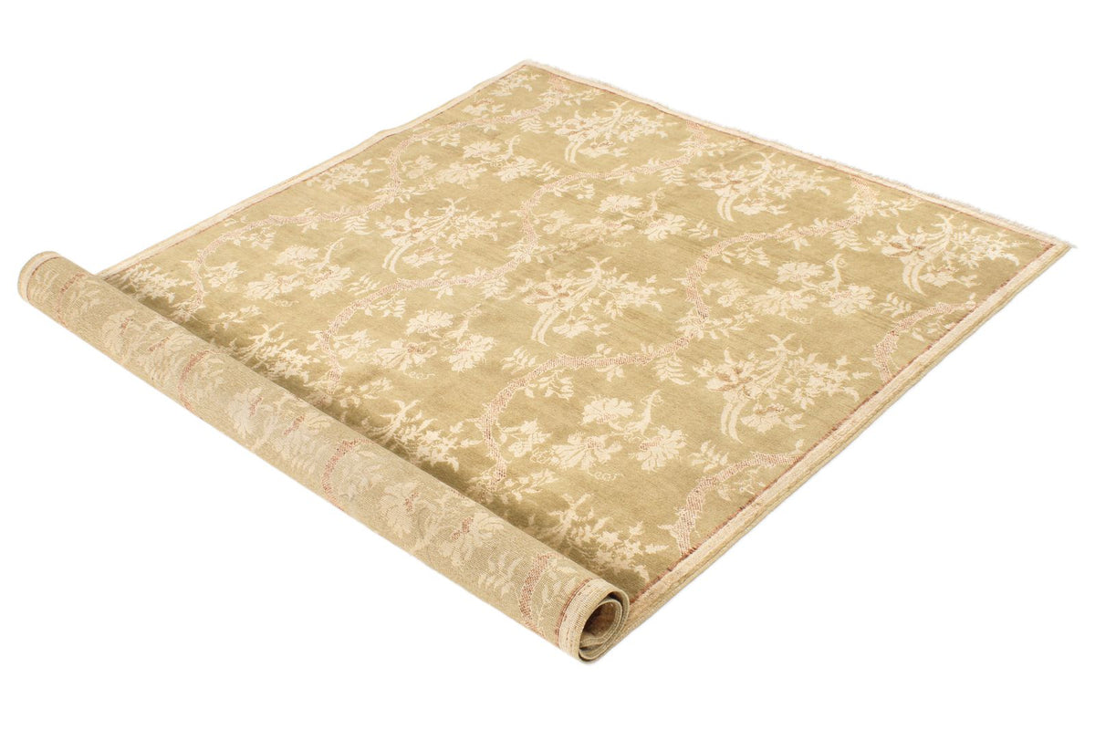 5x7 Green and Gold Modern Contemporary Rug