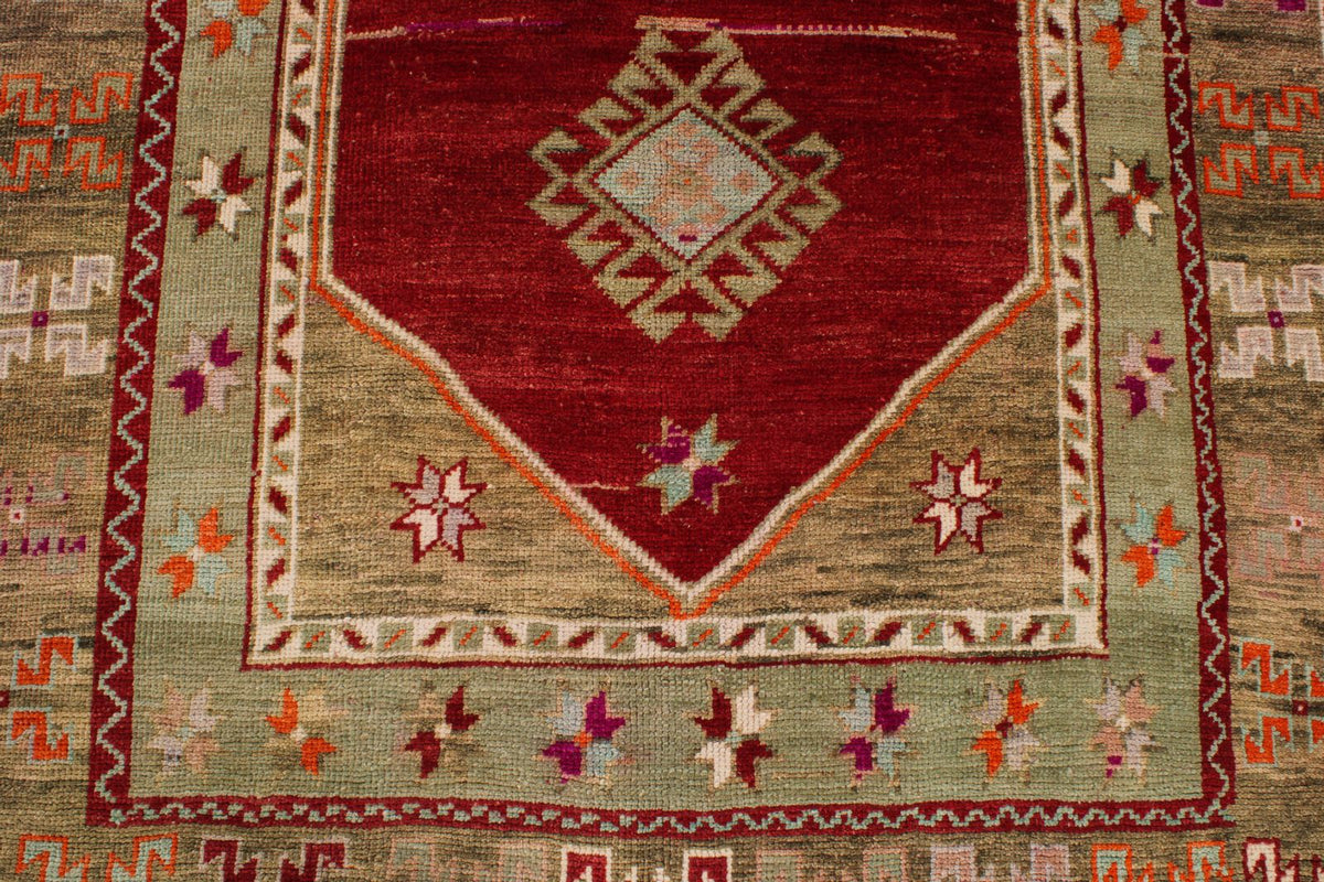 5x9 Red and Green Turkish Tribal Rug