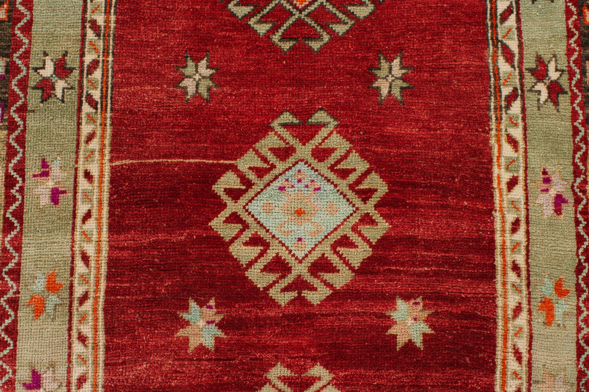 5x9 Red and Green Turkish Tribal Rug