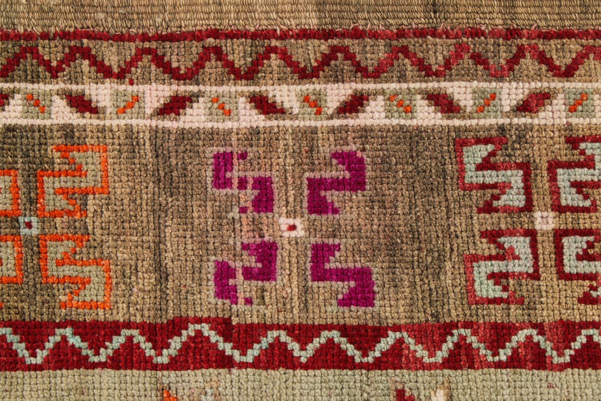 5x9 Red and Green Turkish Tribal Rug