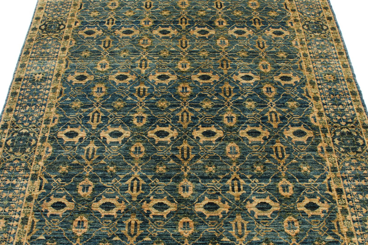 5x7 Gold and Blue Traditional Rug