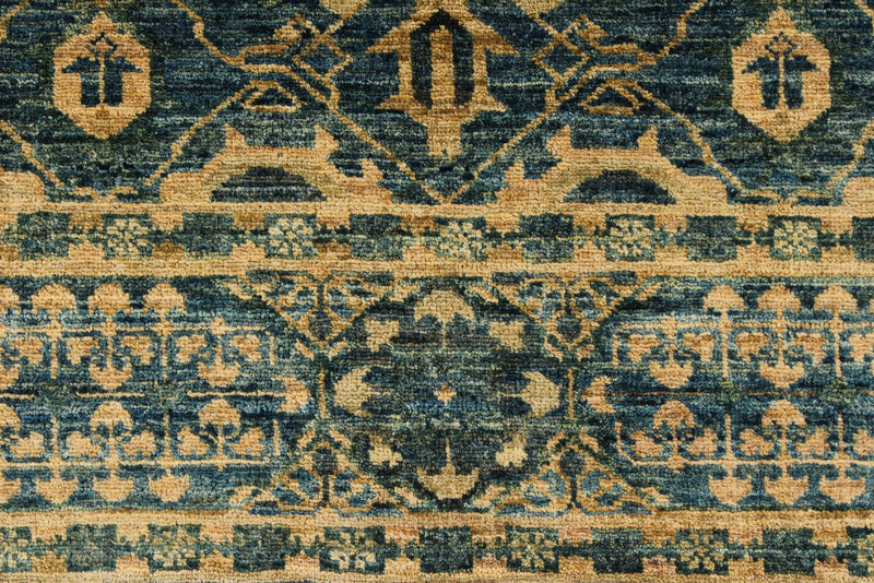5x7 Gold and Blue Traditional Rug