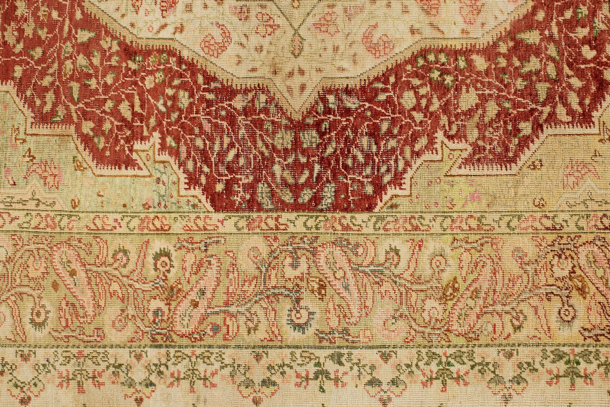 4x6 Red and Green Turkish Traditional Rug