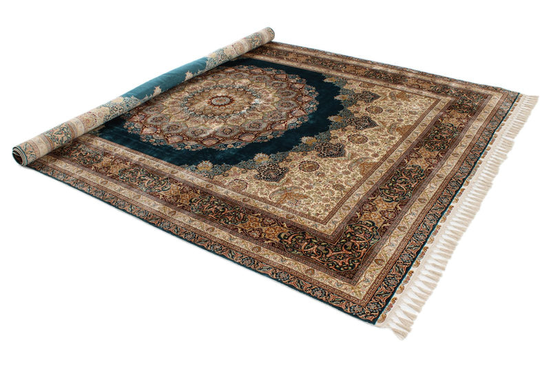 8x10 Multicolor and Blue Turkish Silk Rug