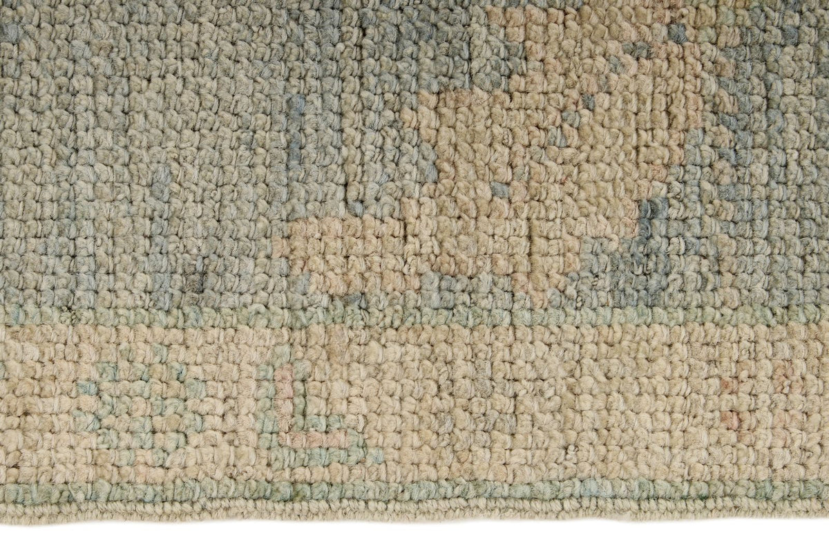 5x7 Ivory and Blue Turkish Oushak Rug
