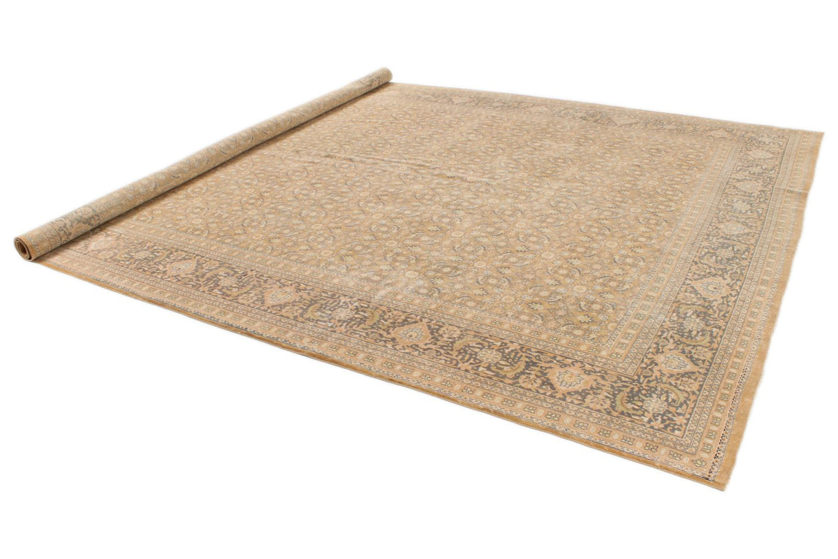 10x14 Rust and Navy Traditional Rug